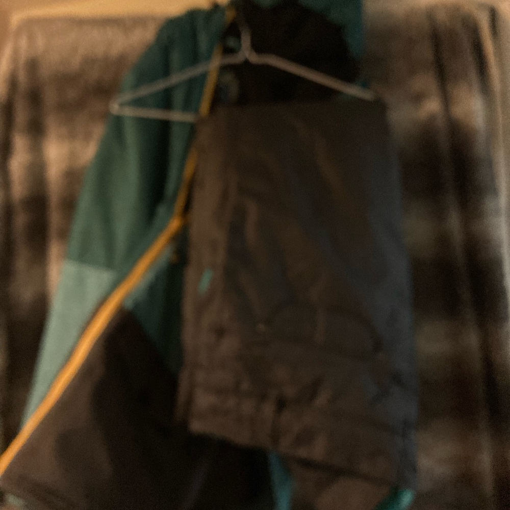 Snowsuit - Picture 6 of 14